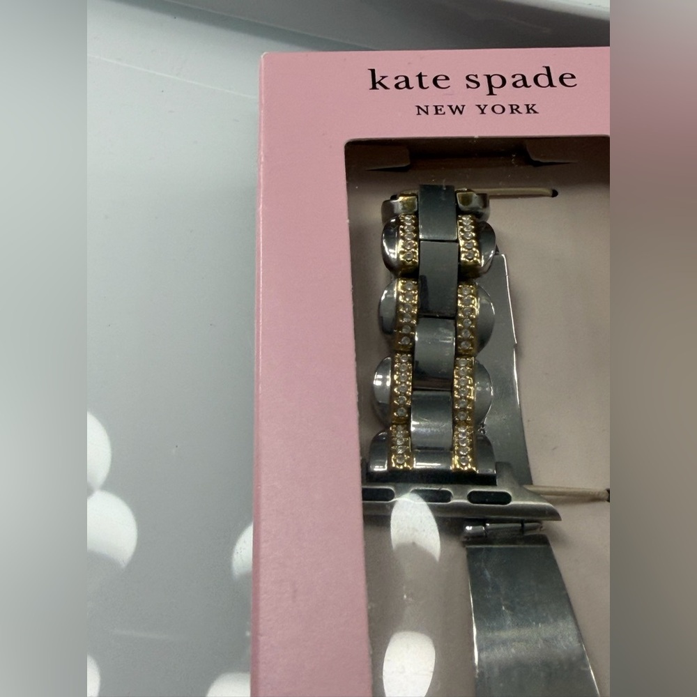 Kate Spade Apple Watch band - Picture 3 of 8